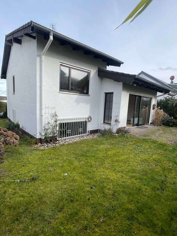 Haus zum Kaufen in Taunusstein-Seitzenhahn 575.000 € 123 m²