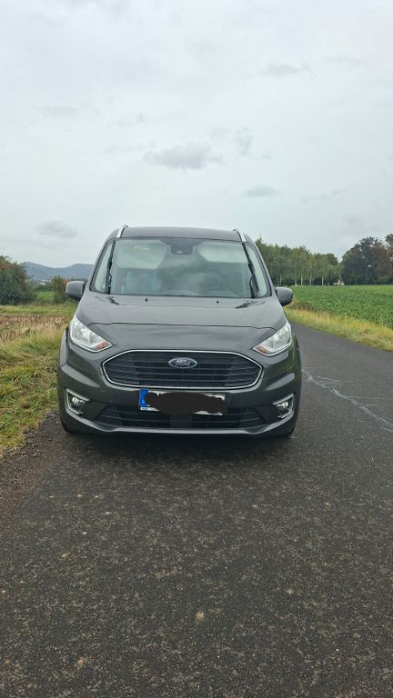 Ford Tourneo Connect 114.000 km 13.300 € Wachtberg 53343