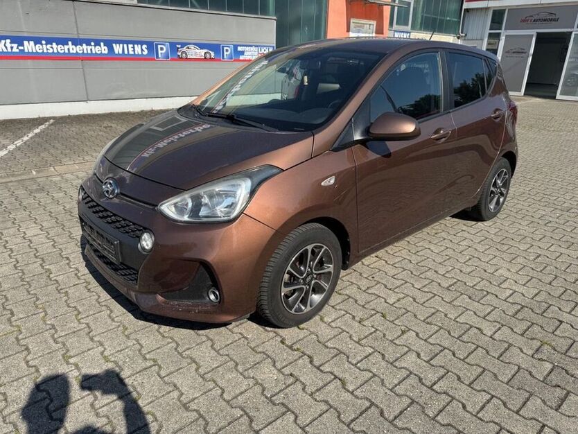i10