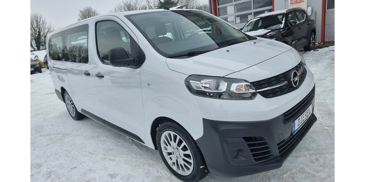 Opel Vivaro Edition M 9-Sitzer Automatik Zafira Life 87.900 km 27.900 &euro; Garrel 49681