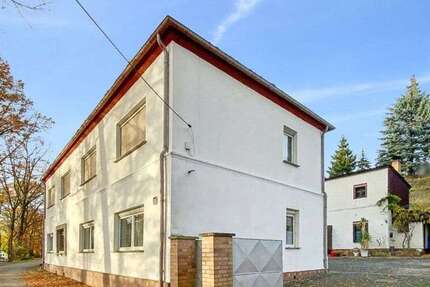 Haus Lauchhammer - 9 Zimmer, 300 m&sup2;, 270.000&euro; | Angebot:26160949