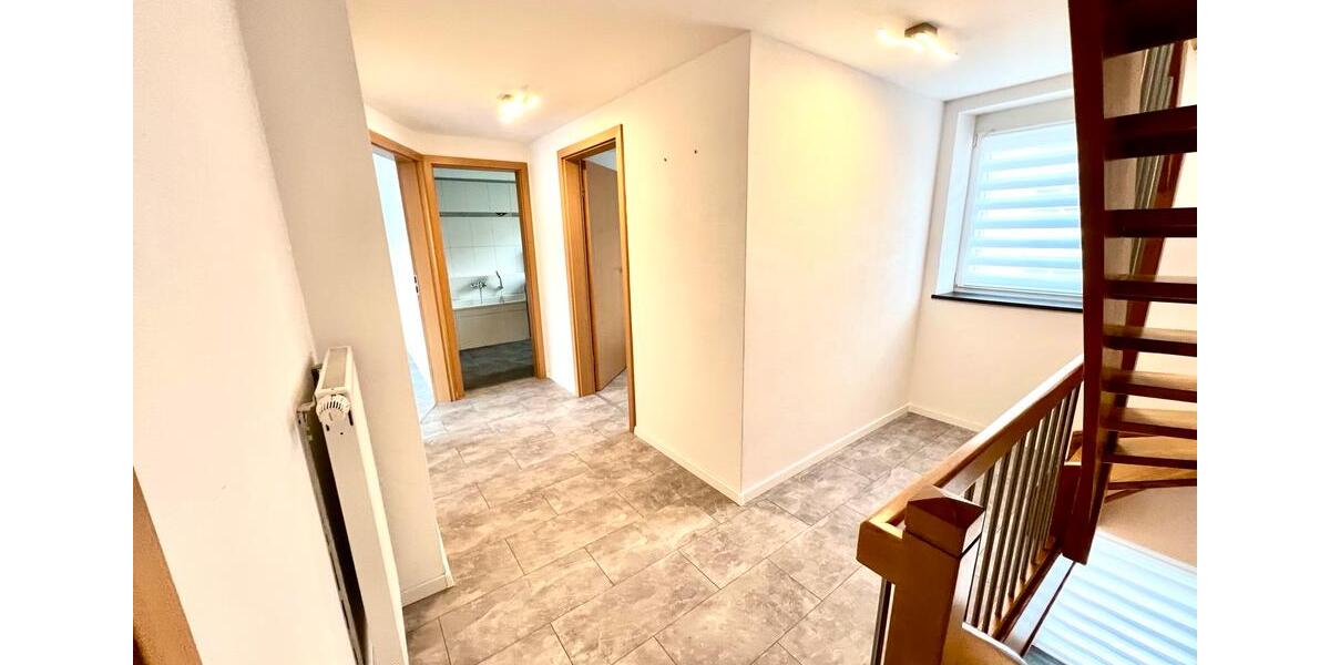 Reihenhaus Landsberg am Lech Ellighofen - 5 Zimmer, 113 m&sup2;, 610.000&euro; | Angebot:27019944
