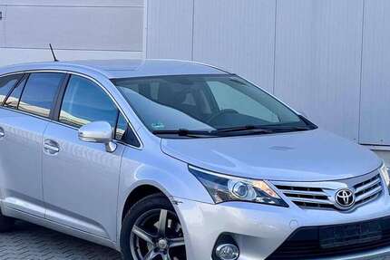 Toyota Avensis 192.000 km 5.500 &euro; Walldürn 74731
