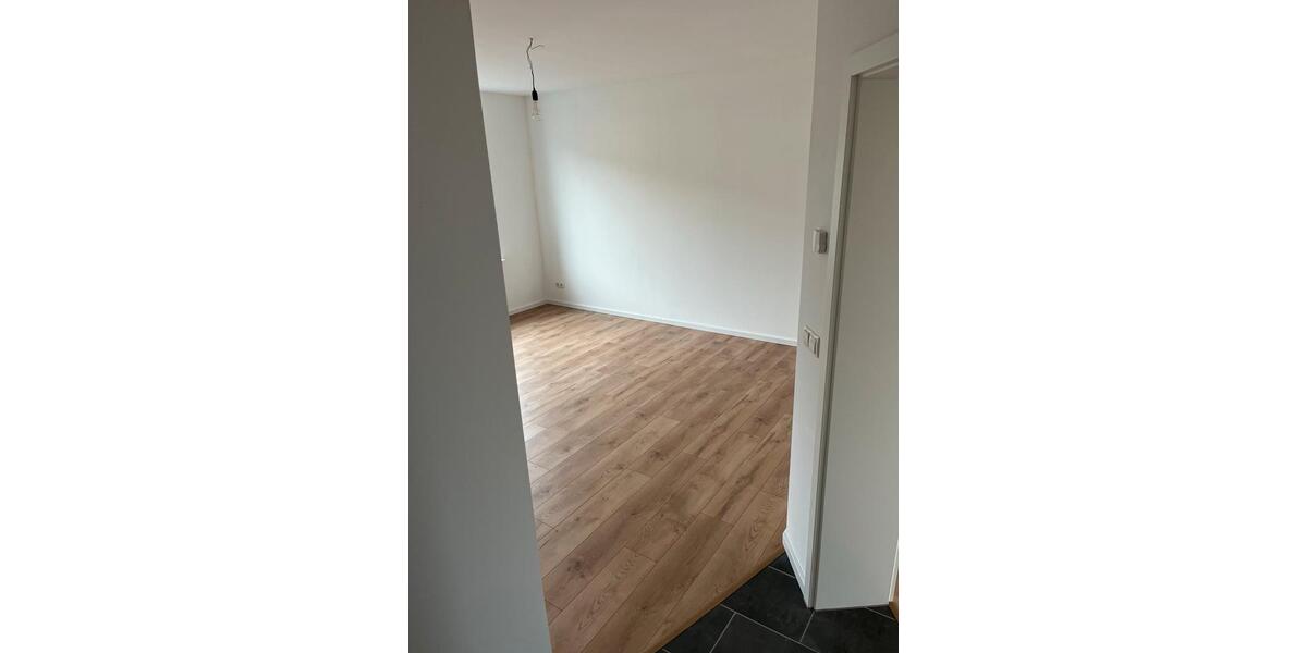 Etagenwohnung Raguhn-Jeßnitz Jeßnitz (Anhalt) - 3 Zimmer, 63 m&sup2;, 750&euro; | Angebot:25516829