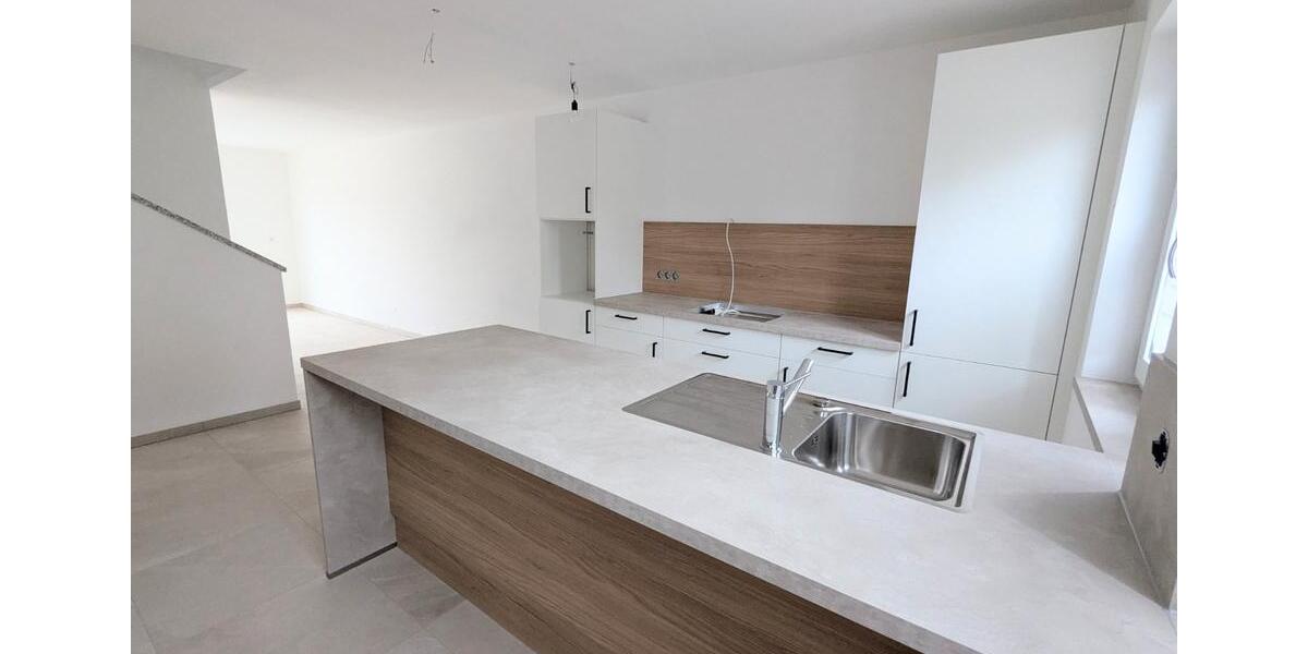 Doppelhaushälfte Bad Birnbach Asenham - 5 Zimmer, 150 m&sup2;, 1.480&euro; | Angebot:26312678