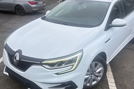 Renault Megane 148.493 km 9.499 &euro; Freudenberg 97896