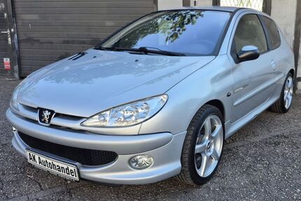 Peugeot 206 165.207 km 690 &euro; München 80809