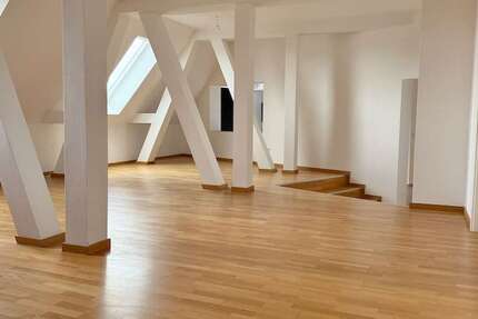 Wohnung zum Mieten in Nürnberg 1.500 € 127 m²