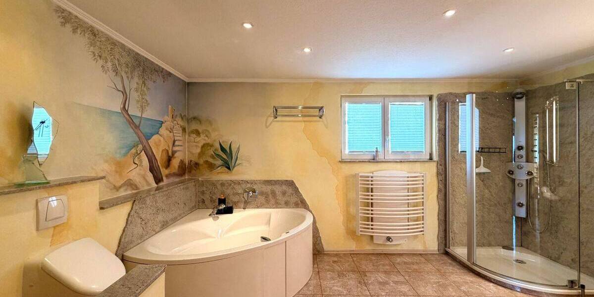 Mehrfamilienhaus, Wohnhaus Löffingen - 6 Zimmer, 645.000&euro; | Angebot:26343840