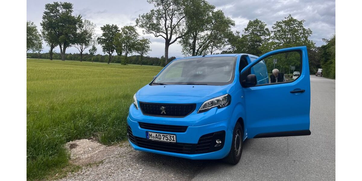 Peugeot Expert 16.300 km 31.900 &euro; München 80807
