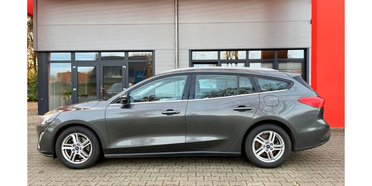 Ford Focus 171.000 km 10.900 &euro; Kettenkamp 49577