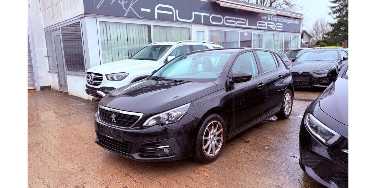Peugeot 308 111.000 km 8.490 &euro; Ulm-Jungingen 89081