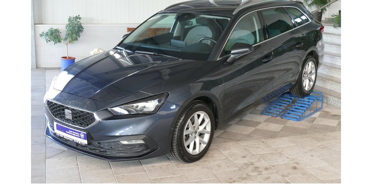Seat Leon 1.5 TSI 85 kW Style 10.920 km 21.500 &euro; Wülfershausen 97535