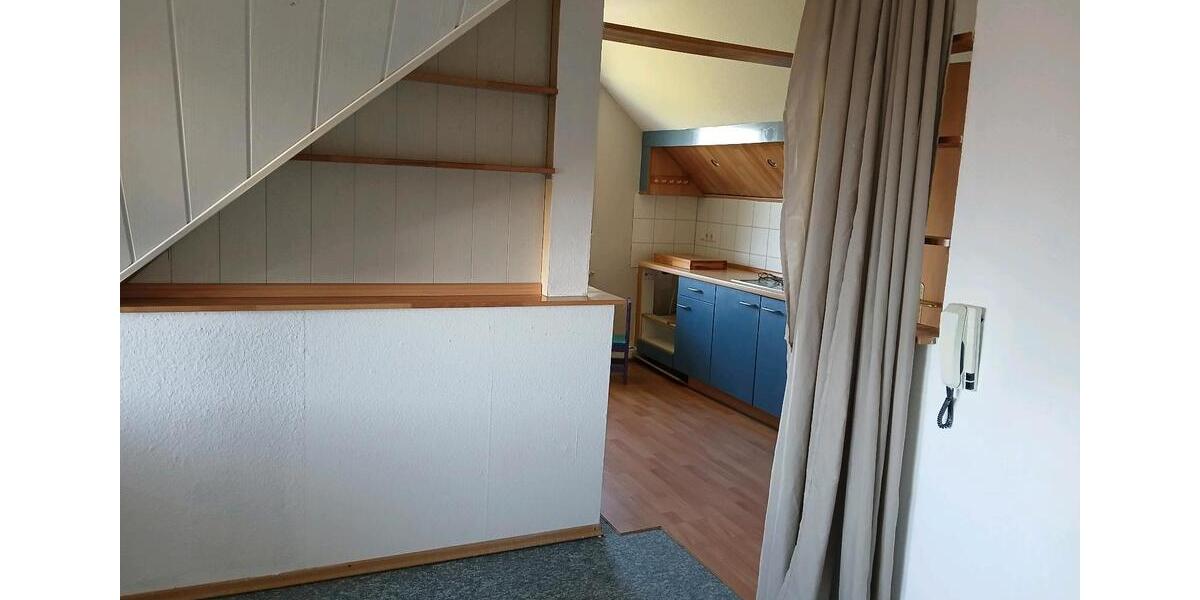 Dachgeschoßwohnung Niedenstein - 2 Zimmer, 50 m&sup2;, 500&euro; | Angebot:26406733