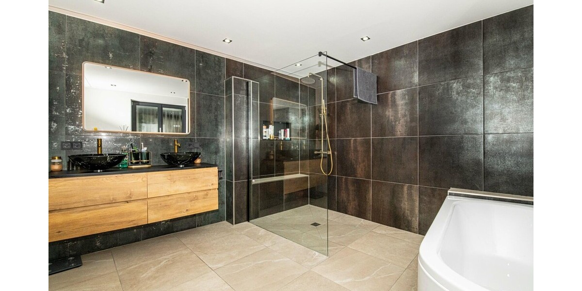 Modernisiertes Reihenmittelhaus mit Gartenidylle und großzügigem Wohnambiente - Reihenmittelhaus Rötz | Angebot:24749413