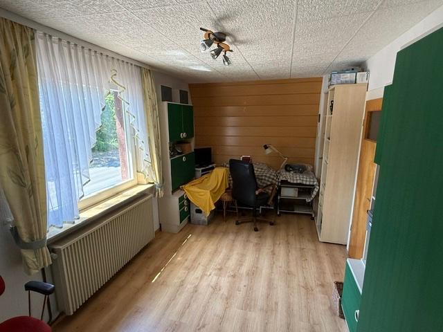 Doppelhaushälfte Peine Südstadt - 5 Zimmer, 110 m&sup2;, 240.000&euro; | Angebot:27075515