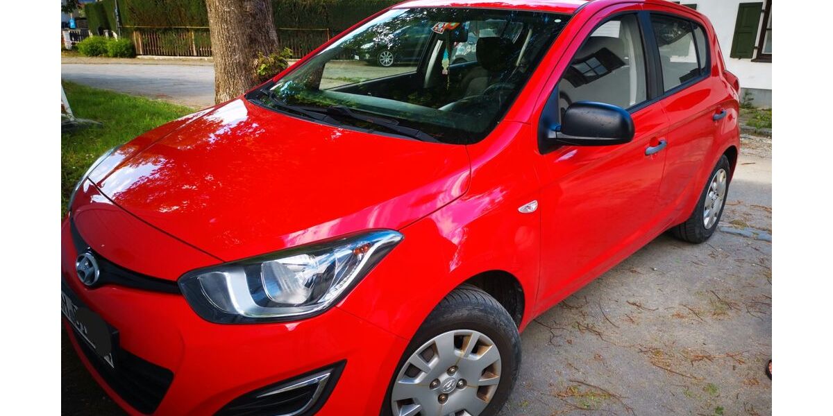 Hyundai i20 170.000 km 3.950 &euro; Oberhausen 82386