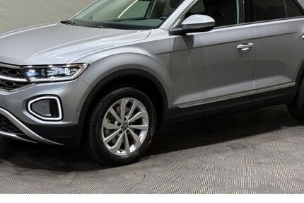 VW T-Roc 5.723 km 34.370 &euro; Herzberg 04916