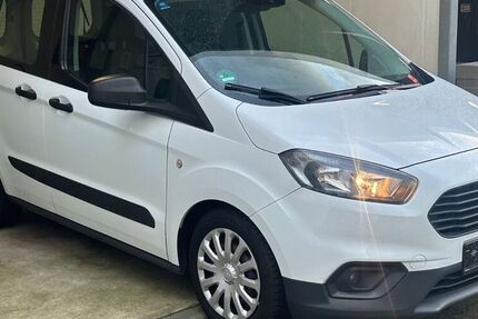 Ford Transit Courier