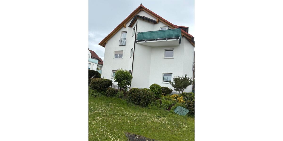 Etagenwohnung Adelsdorf - 4 Zimmer, 109 m&sup2;, 1.060&euro; | Angebot:26653349