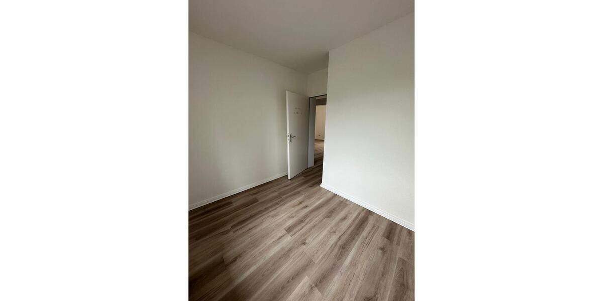 Erdgeschoßwohnung Norderstedt Glashütte - 3 Zimmer, 67 m&sup2;, 180.000&euro; | Angebot:26447096