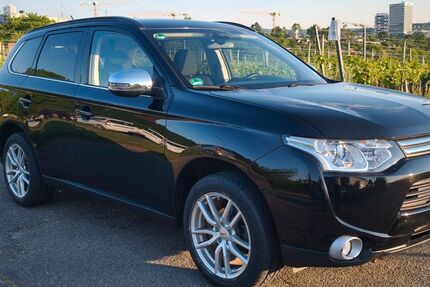 Mitsubishi Outlander 181.020 km 8.399 &euro; Stuttgart 70191