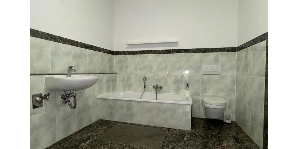 Etagenwohnung Wusterwitz - 3 Zimmer, 92 m&sup2;, 875&euro; | Angebot:24416679