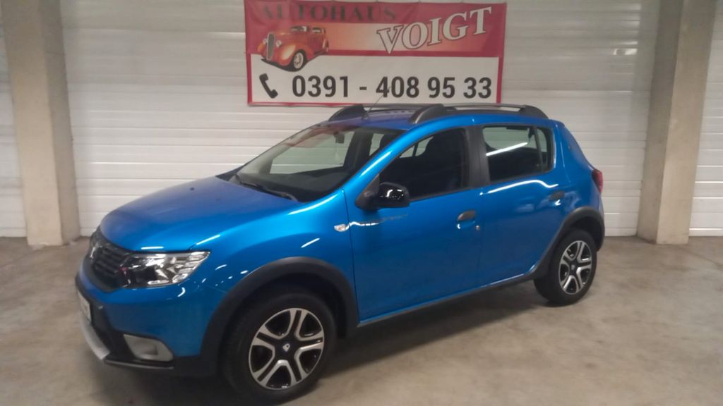 Dacia Sandero 42.000 km 13.000 &euro; Magdeburg 39116