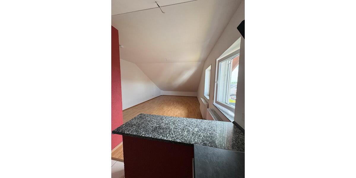 Dachgeschoßwohnung Limburg an der Lahn Eschhofen - 3 Zimmer, 70 m&sup2;, 600&euro; | Angebot:26598377