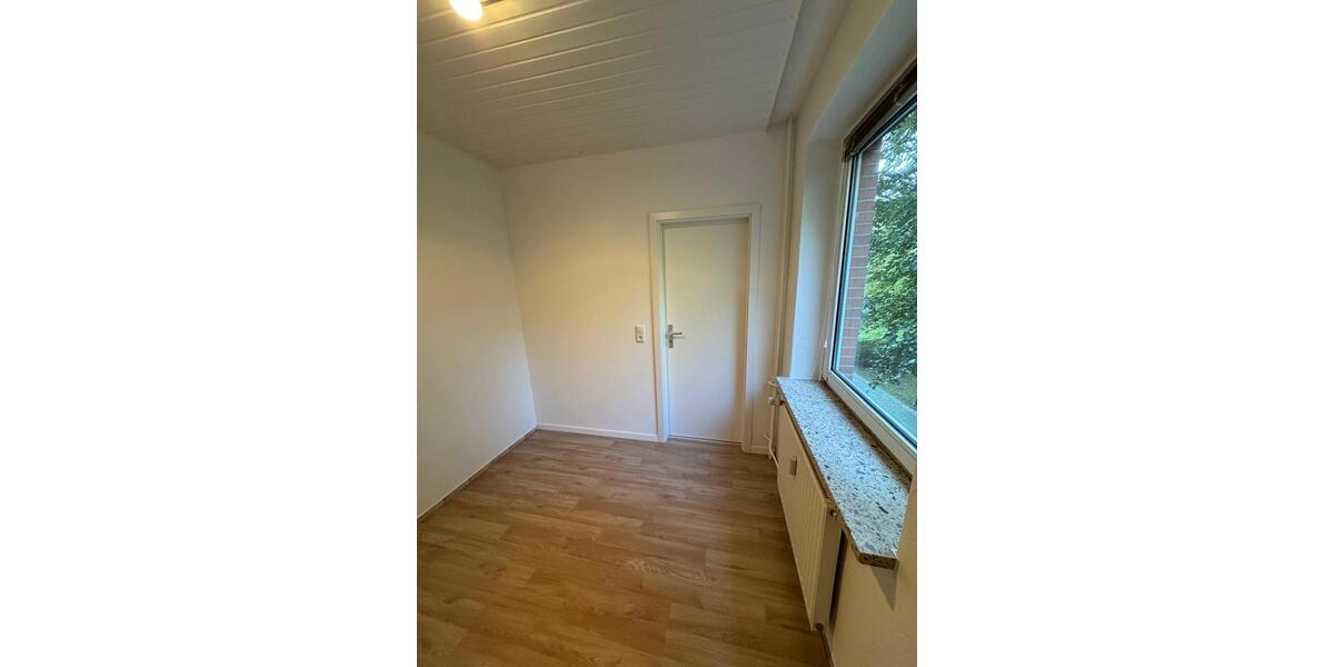 Etagenwohnung Kiel Neumühlen-Dietrichsdorf - 2 Zimmer, 45 m&sup2;, 605&euro; | Angebot:26400092