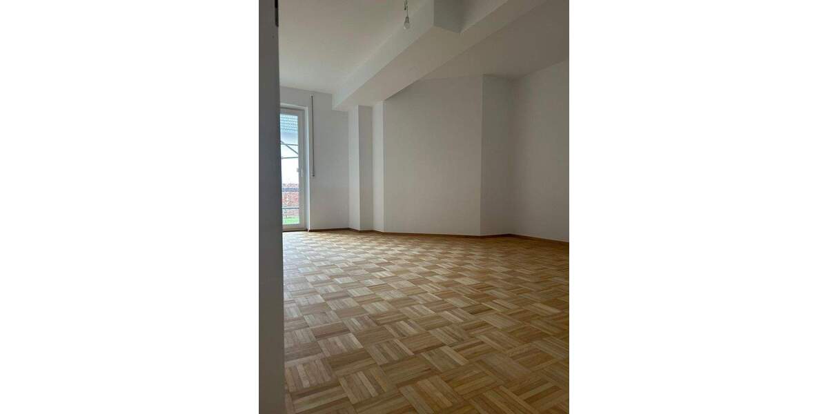 Etagenwohnung Schlüchtern - 2 Zimmer, 83 m&sup2;, 690&euro; | Angebot:25374776