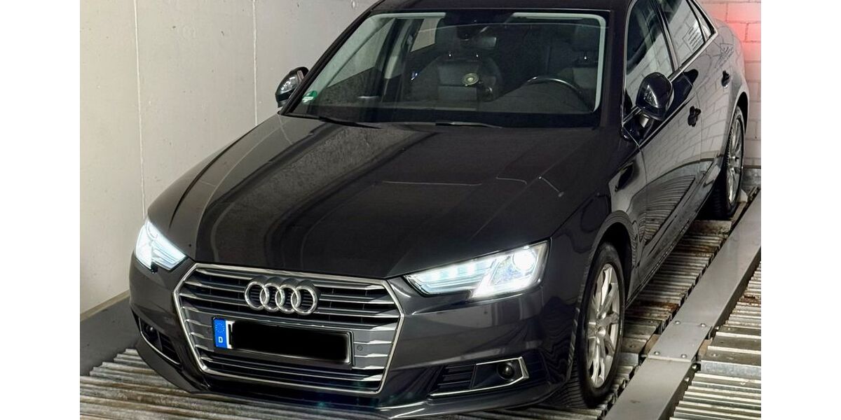 Audi A4 116.471 km 14.900 &euro; Hamburg 20457