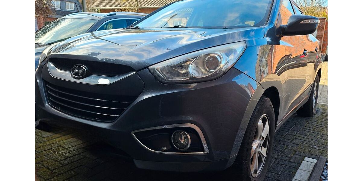 Hyundai ix35 142.000 km 6.449 &euro; Geilenkirchen 52511