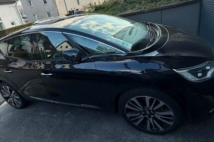 Renault Scenic 32.650 km 11.500 &euro; Wuppertal 42289