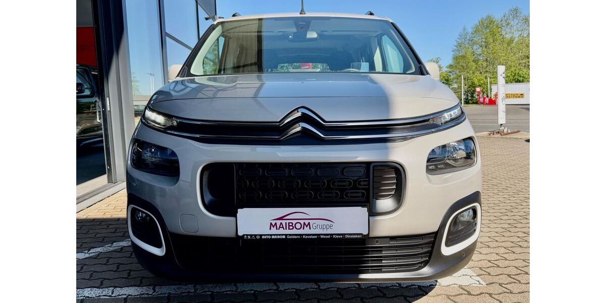 Citroen Berlingo 90.500 km 19.990 &euro; Bedburg-Hau 47551