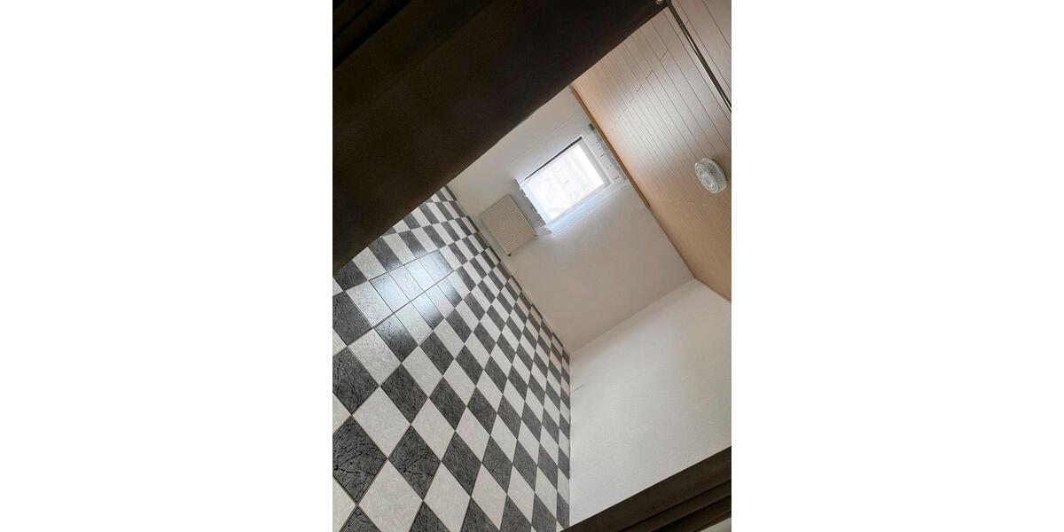 Einfamilienhaus Mehren - 8 Zimmer, 110 m&sup2;, 230.000&euro; | Angebot:27158207