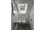 Top gepflegte 3-Zimmer DG-Wohnung mit EBK und Balkon