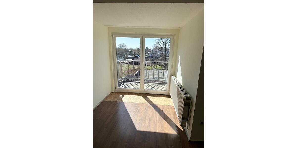 Dachgeschoßwohnung Tasdorf - 3 Zimmer, 70 m&sup2;, 870&euro; | Angebot:26131622