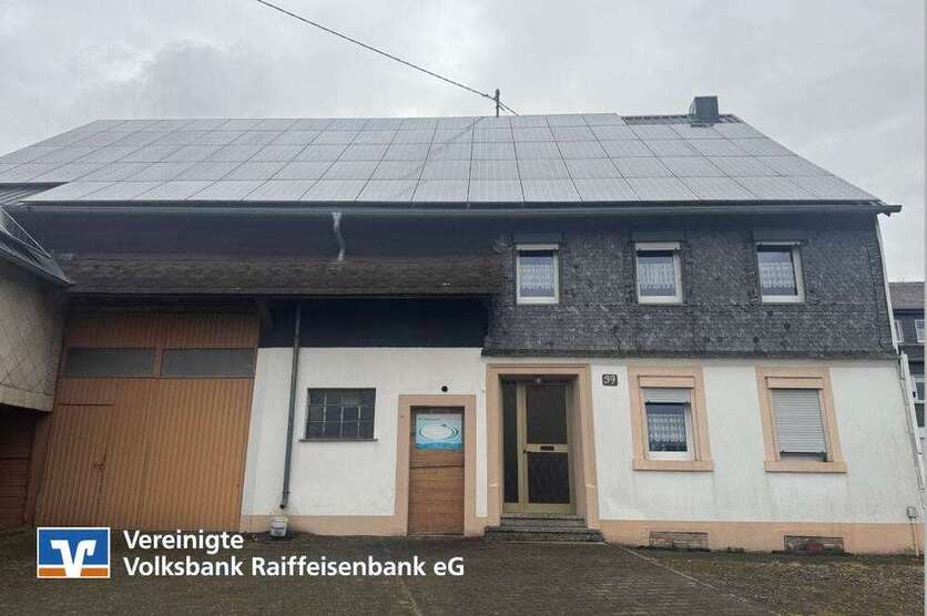 Haus zum Kaufen in Morbach-Hinzerath-Hinzerath 145.000 €