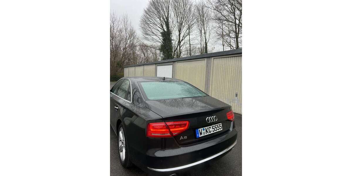 Audi A8 25.700 km 15.000 &euro; Wuppertal 42389