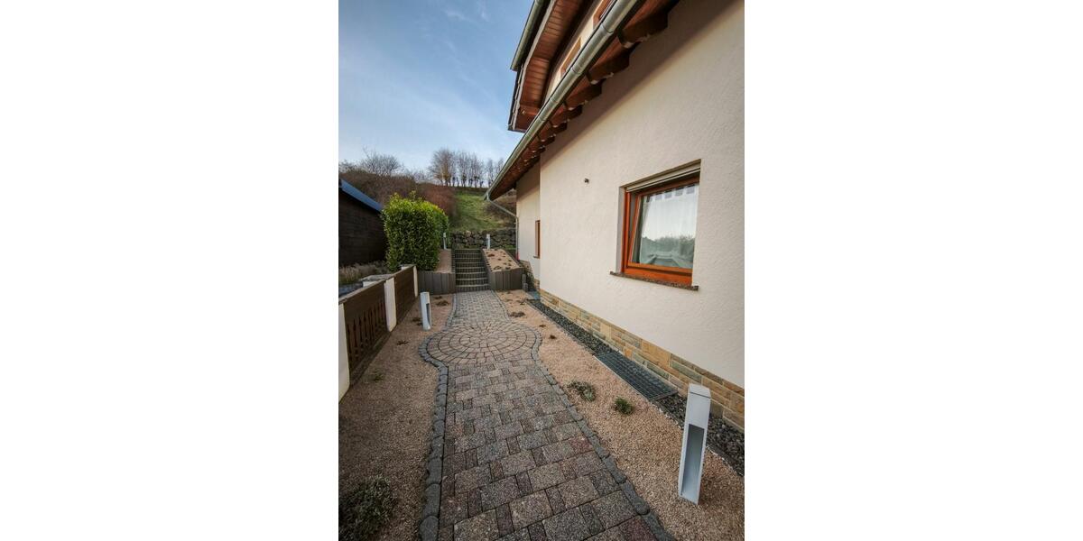 Mehrfamilienhaus, Wohnhaus Mehren - 8 Zimmer, 258 m&sup2;, 559.000&euro; | Angebot:25828172