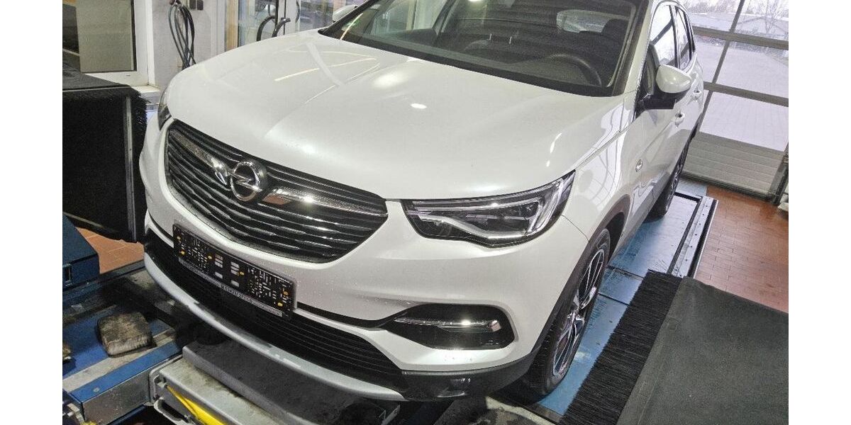Opel Grandland (X) 24.648 km 19.990 &euro; Brunsbüttel 25541