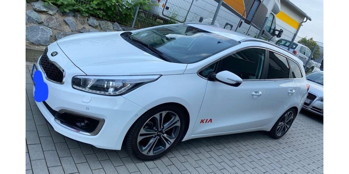 Kia ceed Sportswagon 240.000 km 7.300 &euro; Wettin-Löbejün 06193