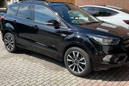 Ford Kuga 52.000 km 18.900 &euro; Seevetal 21217