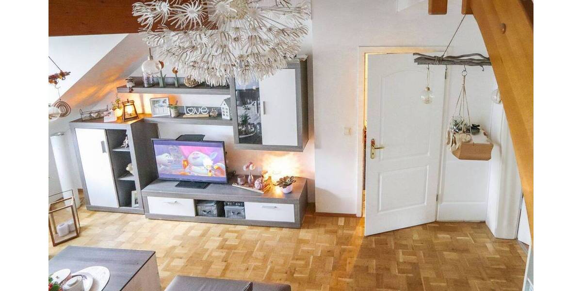 Etagenwohnung Chemnitz Schloßchemnitz - 4 Zimmer, 86 m&sup2;, 124.000&euro; | Angebot:25734518