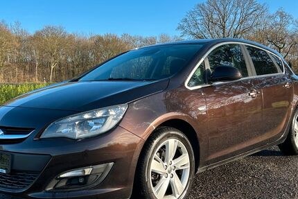 Opel Astra 102.700 km 5.990 &euro; Neukirchen-Vluyn 47506