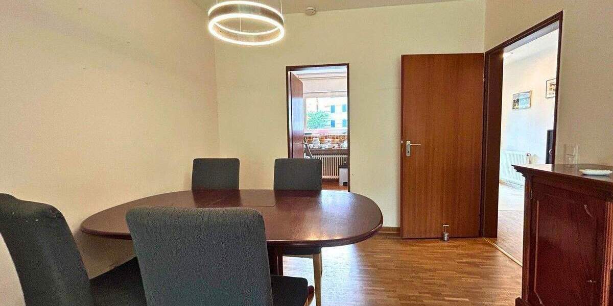 Reihenmittelhaus Köln Lövenich - 5 Zimmer, 127 m&sup2;, 599.000&euro; | Angebot:24484520