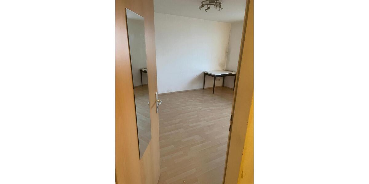 Mieterfreie Einraumwohnung 1 zimmer