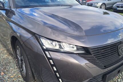 Peugeot 308 140.000 km 11.781 &euro; Kelkheim 65779
