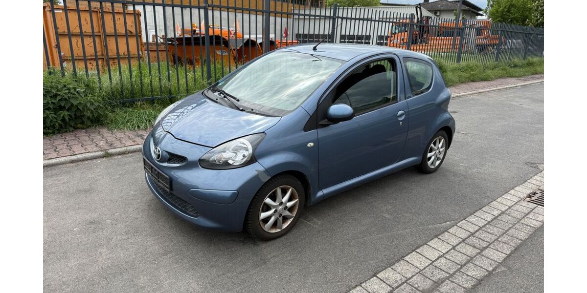 Toyota Aygo (X) 160.400 km 2.290 &euro; Hanau 63452